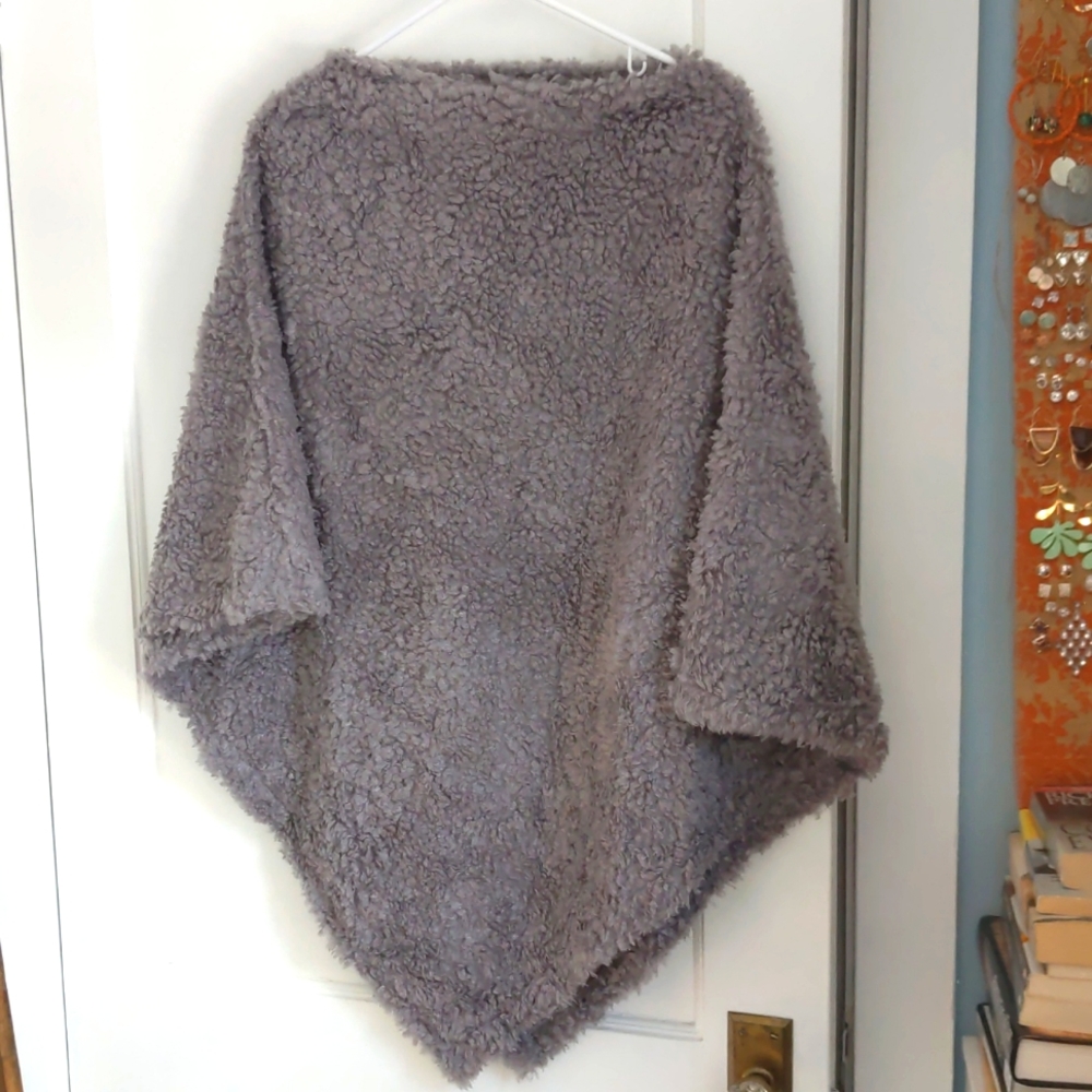 Super soft gray wrap
